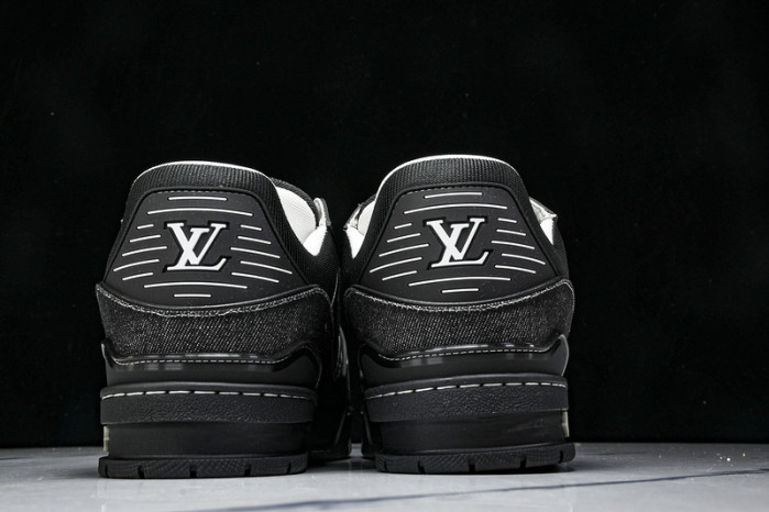 LV SNEAKER TRAINER FOR-LV262