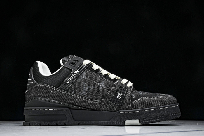 LV SNEAKER TRAINER FOR-LV262