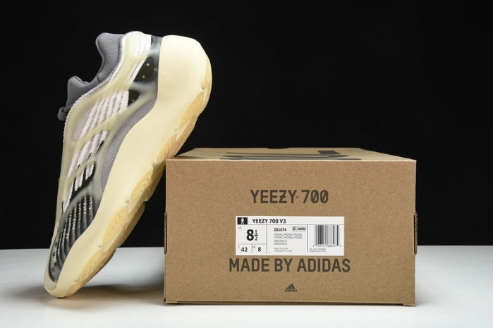 ADIDAS YEEZY 700 V3  Fade ID1674