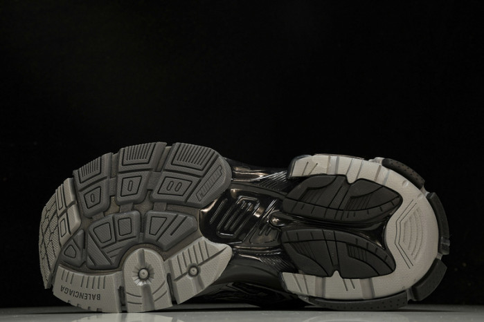 BLCG RUNNER 677403 W3RBR 151547