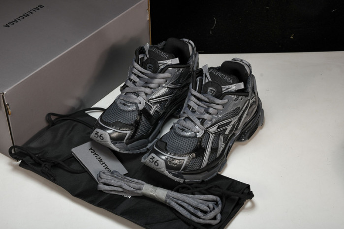 BLCG RUNNER 677403 W3RBR 151547