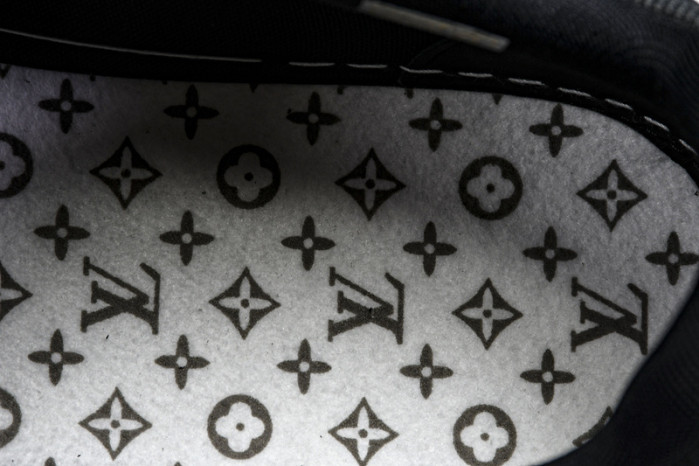 LV SNEAKER TRAINER FOR-LV353