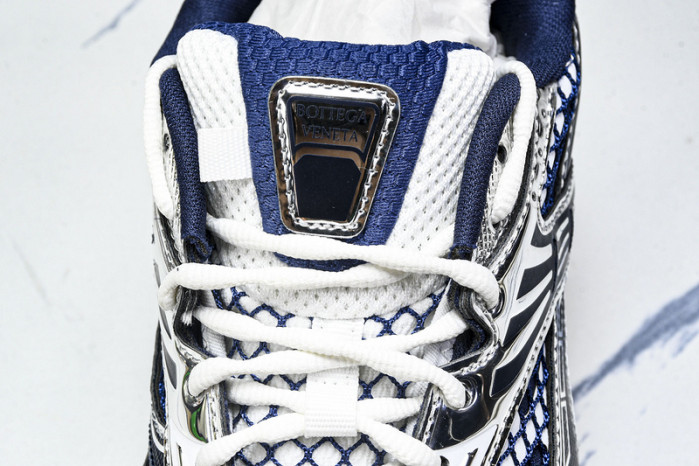 BOTTEGA VENETA SNEAKER