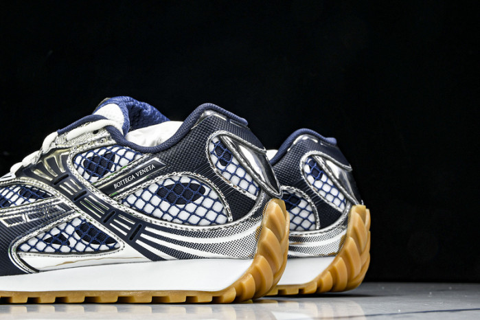 BOTTEGA VENETA SNEAKER