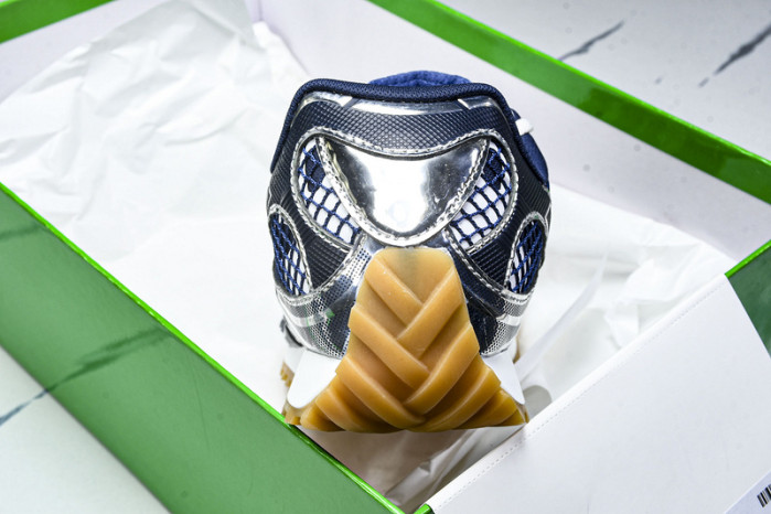 BOTTEGA VENETA SNEAKER