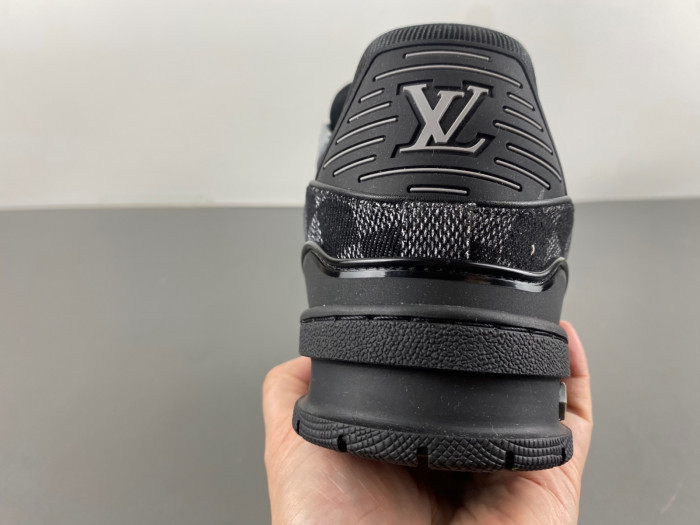 LV SNEAKER LOW FOR-LV106