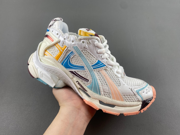 BLCG RUNNER  772774-W3RNY-0326