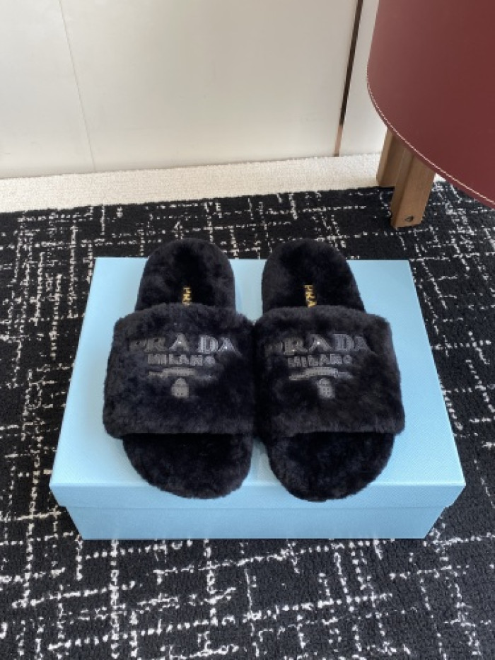 PRA*DA SLIPPERS