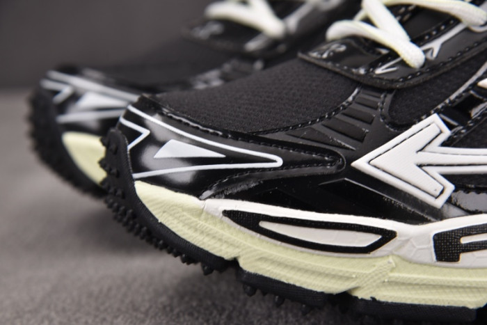 OF C/O SNEAKER FOR-081902