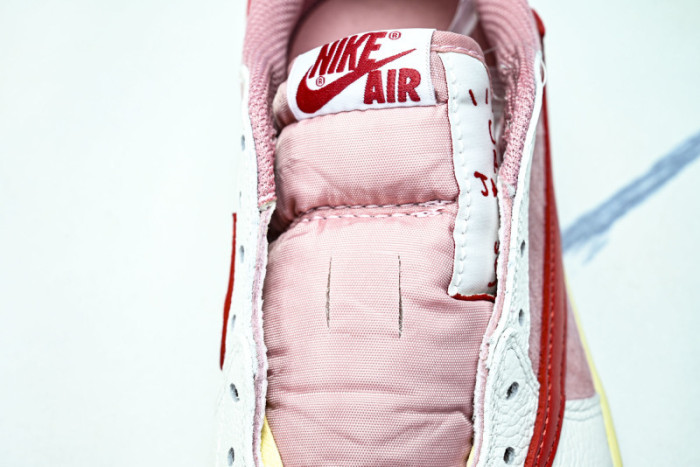 Travis Scott x Air Jordan 1 Low OG DM7866-100