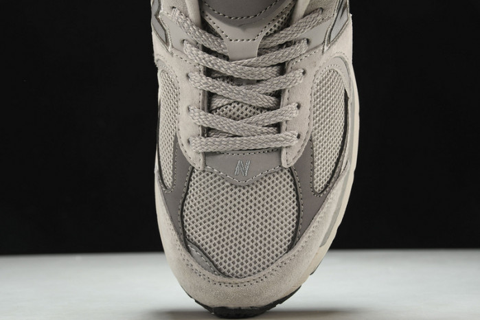 New Balance yeeshoes  ML2002RO