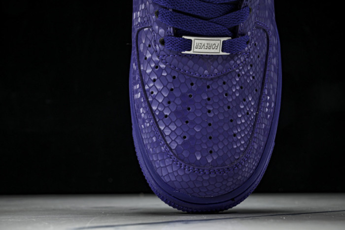 Kobe Bryant x Nike Air Force 1 Low “Court Purple”   IB0018-500