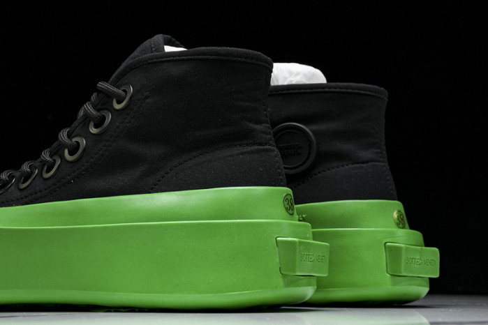 BOTTEGA VENETA  JUMBO SNEAKER