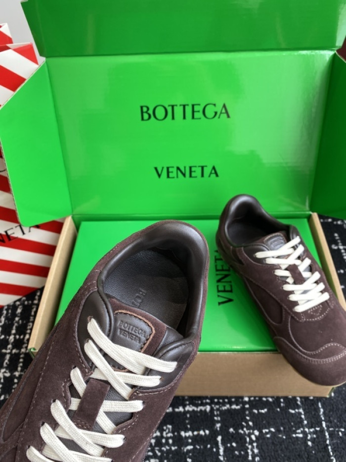 BOTTEGA VENETA SNEAKER