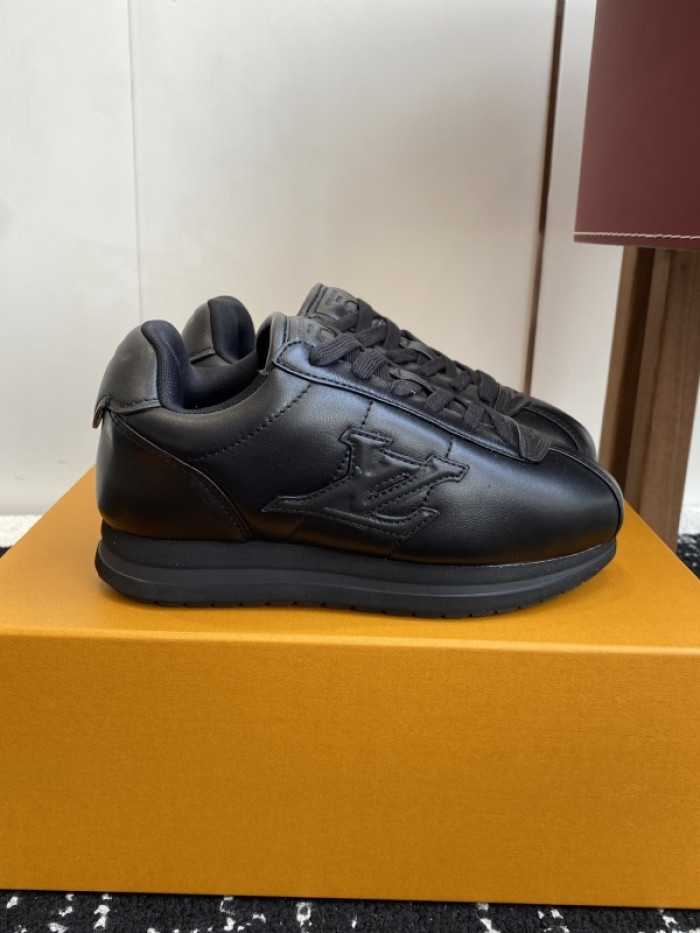 LV SNEAKER Buttersoft FOR-LV373