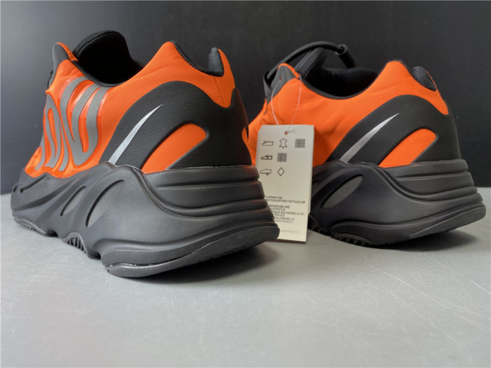 ADIDAS YEEZY BOOST 700 MNVN ORANGE - FV3258