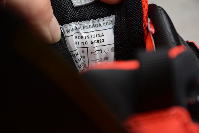 BLCG Track Trainer  Red And Black 542023 W1GB8 5201