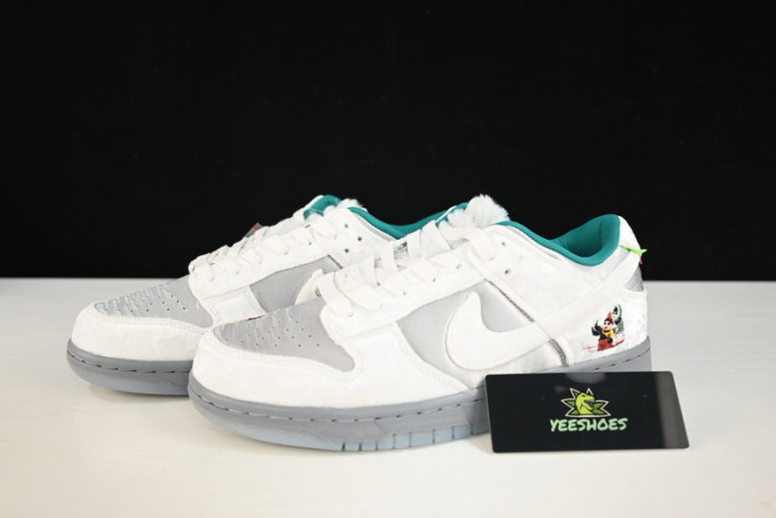Nike Dunk Low"Ice and Snow Festival DO2326-001