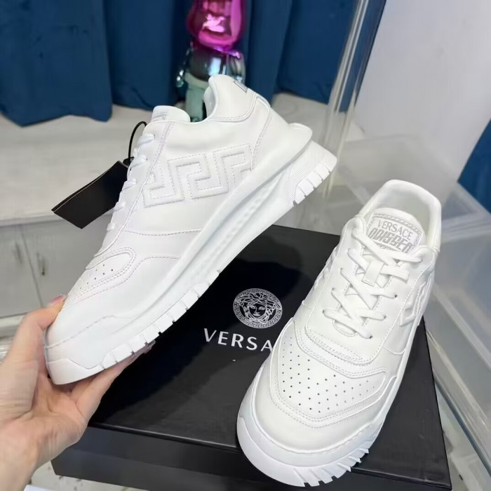 VERS SNEAKERS 23112902